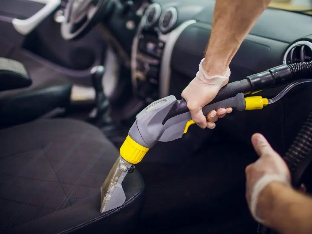 Curățare Chimică Completă a Interiorului